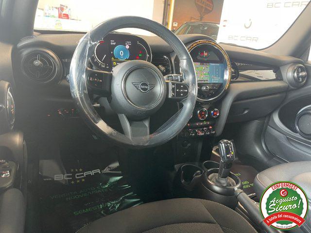 MINI Cooper 1.5 Classic *BLACK EXTERIEUR