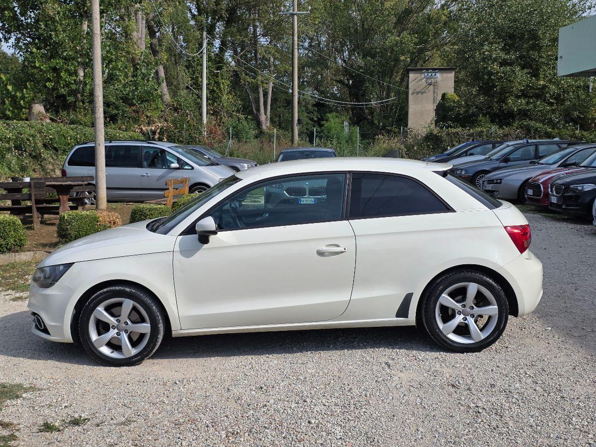 AUDI A1 1.6 TDI 70KW OK NEOPATENTATI