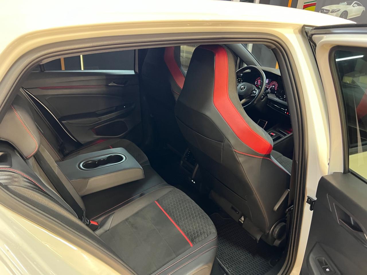 Volkswagen Golf GTI 2.0 TSI DSG Clubsport 45