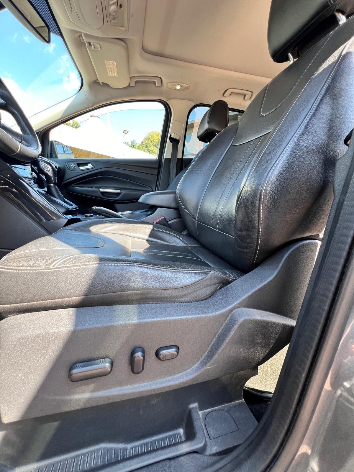 Ford Kuga 2.0 TDCI 140 CV 2WD Titanium