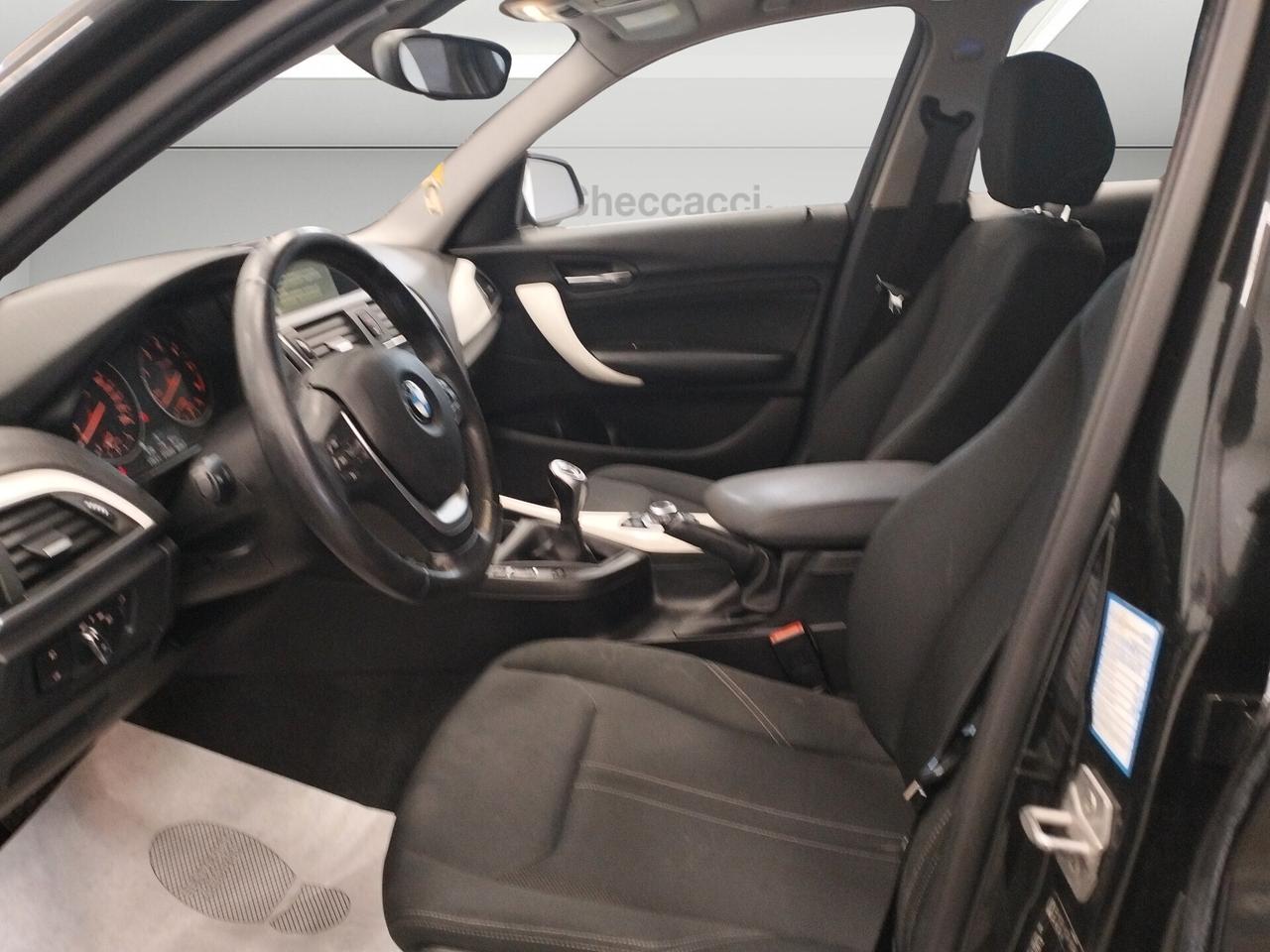 Bmw 116 116d 5p. Advantage