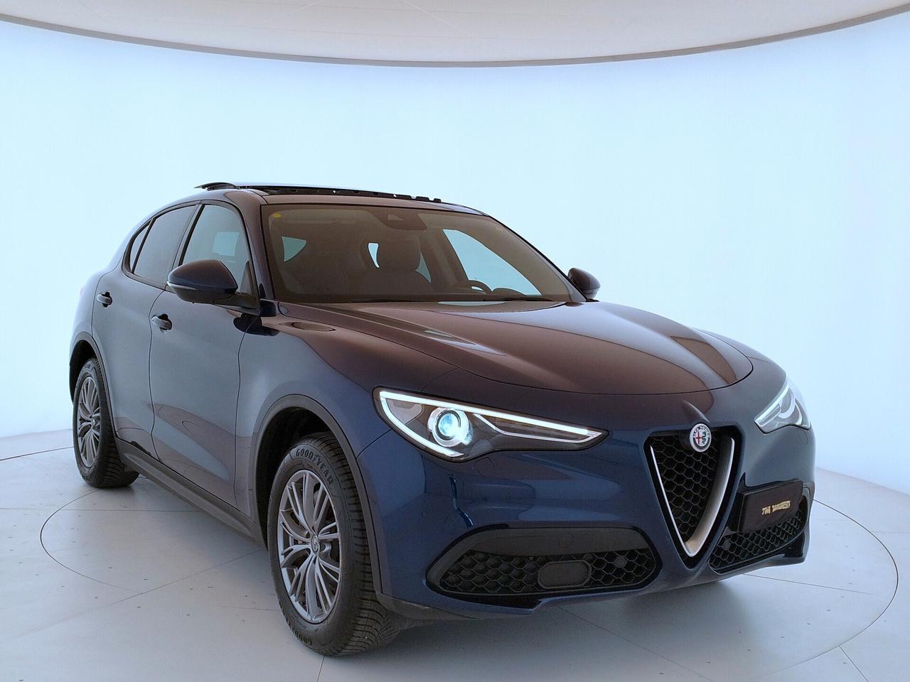 ALFA ROMEO STELVIO 2.2 t Executive Q4 190cv auto my19 - TETTO PANORAMICO - IVA ESPOSTA