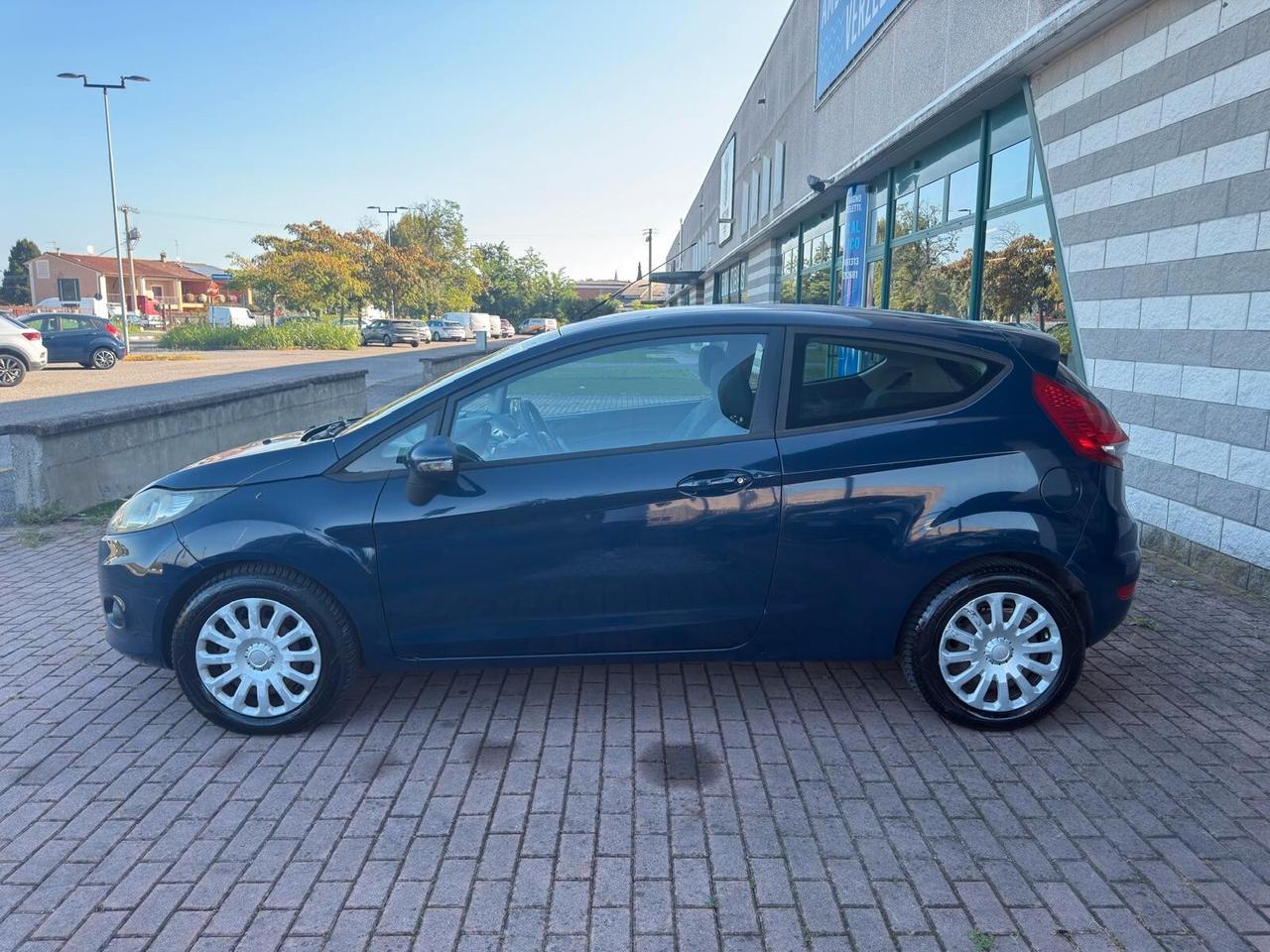Ford Fiesta 1.4 3 porte Bz.- GPL Titanium