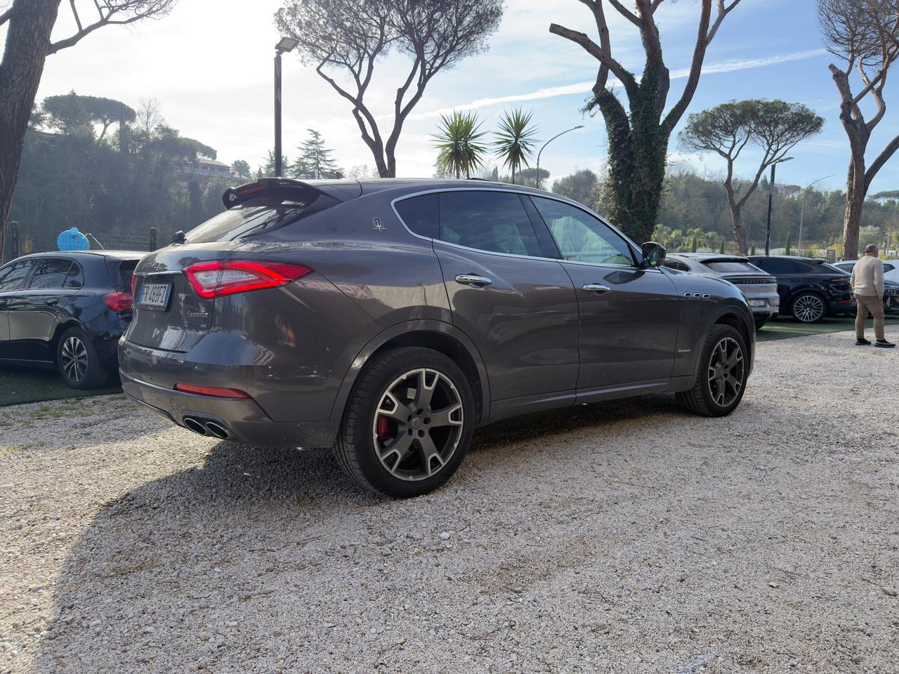 Maserati Levante V6 Diesel 275 CV AWD Gransport