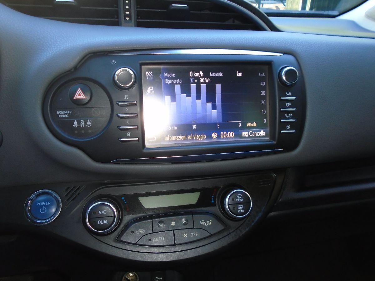 Yaris'18 IBRIDA 5p 105000 km ok neopat.