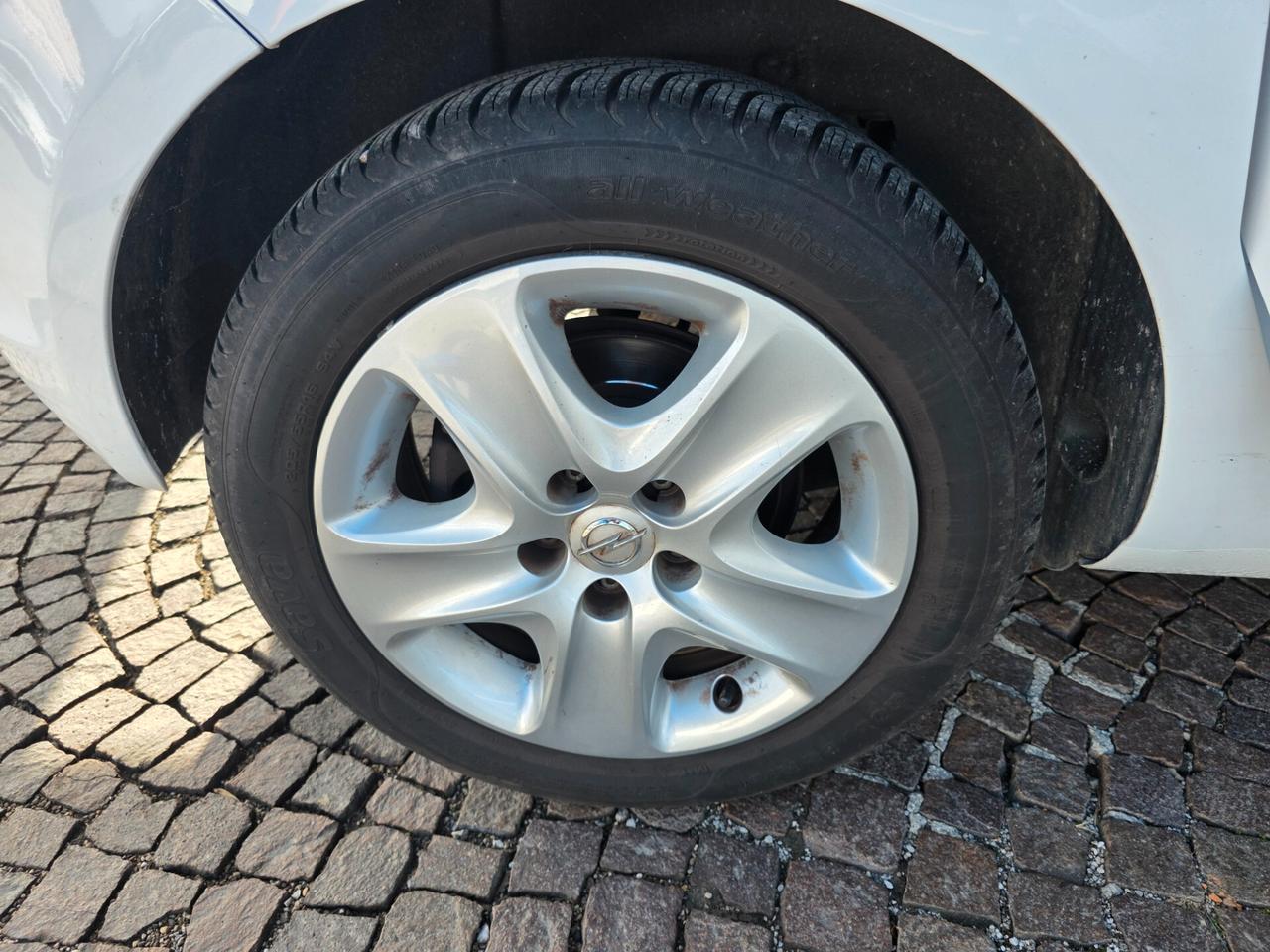 Opel Meriva 1.4 100CV Cosmo con 150.000km Neopatentati ok