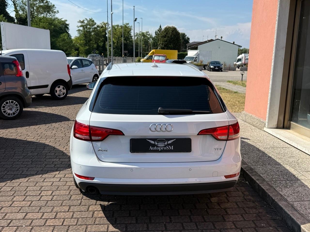 Audi A4 Avant 2.0 TDI 150 CV S tronic 2018/UNIPRO