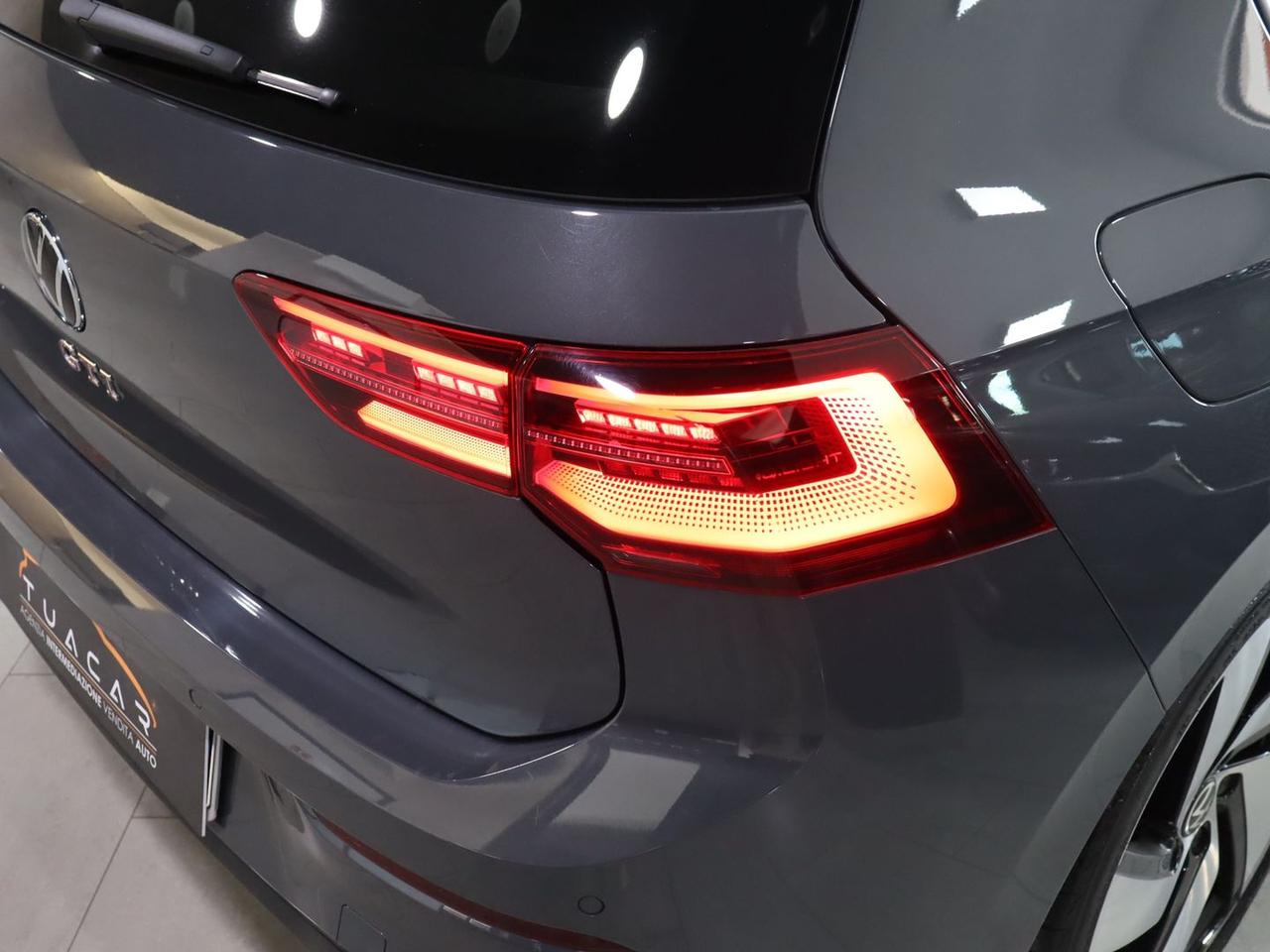 Volkswagen Golf GTI Ultimate 2.0 TSI GTI #10385