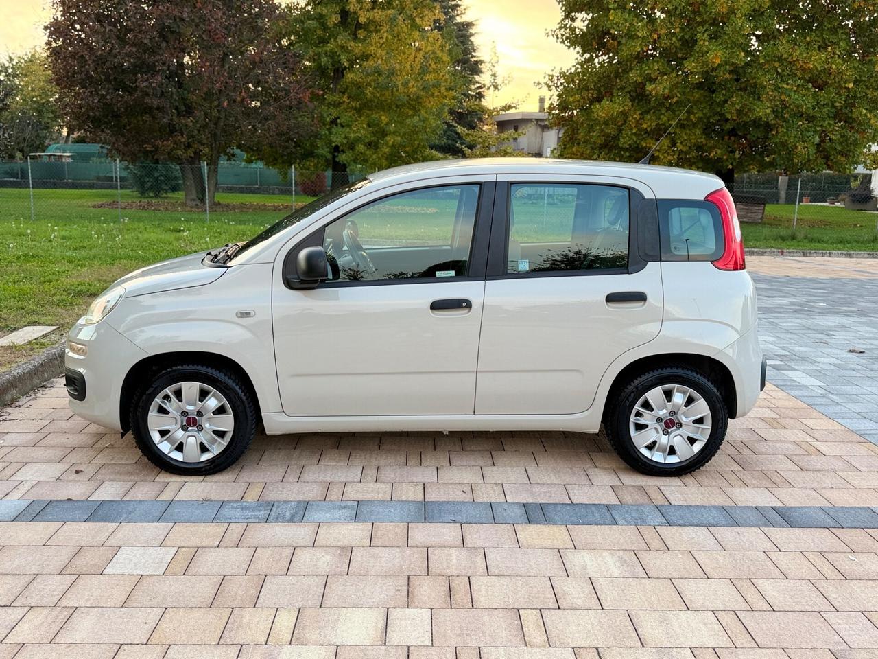 Fiat Panda 1.2 Lounge NEOPATENTATI