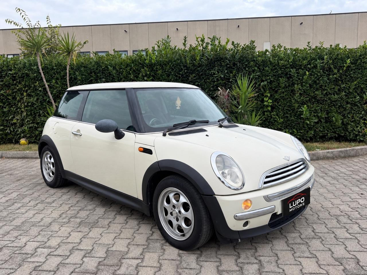 Mini Cooper 1.4 Diesel 75CV NEOPATENTATI