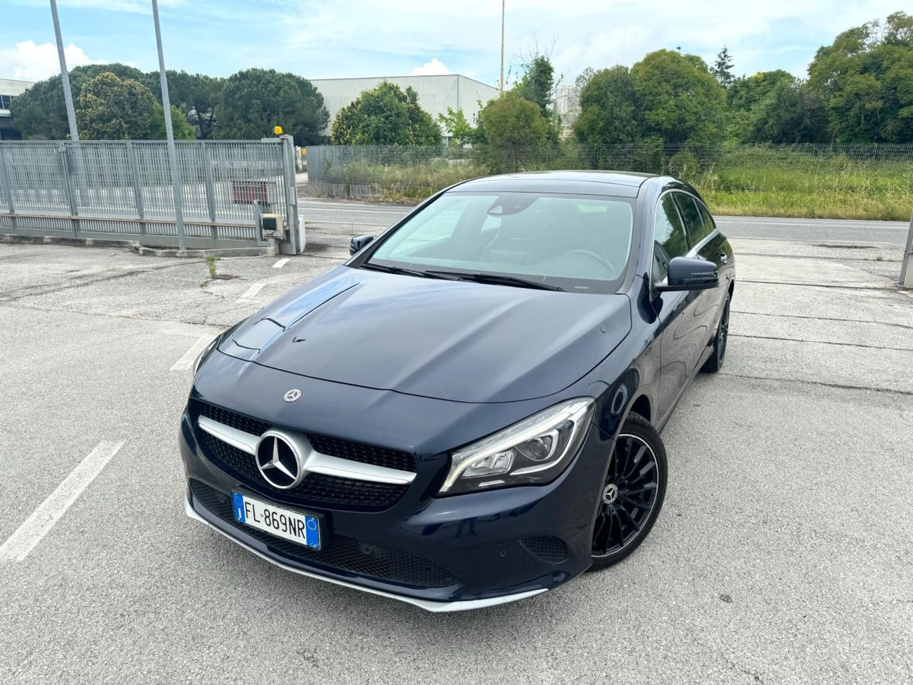 MERCEDES CLA 200d S.B. Sport - Tetto Led Navi