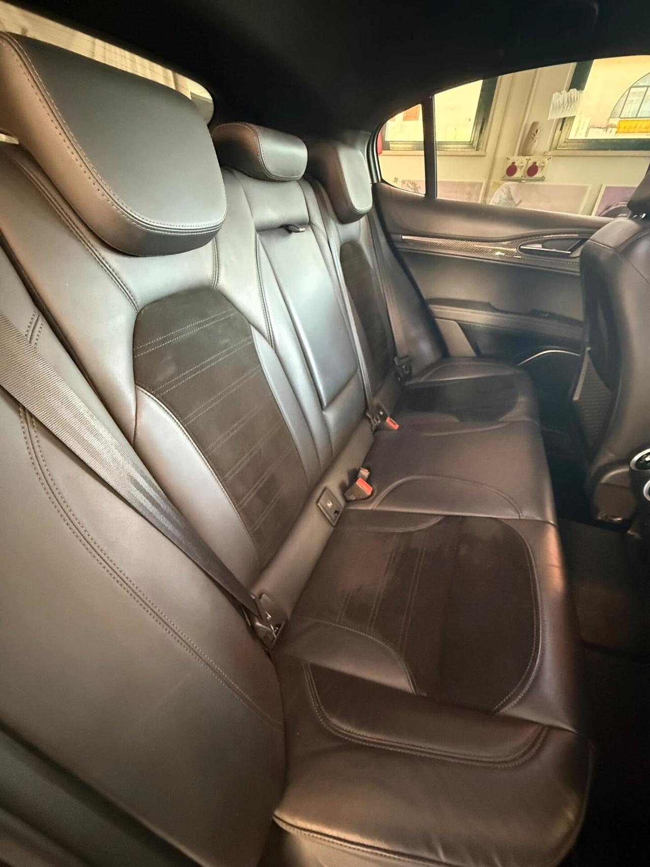 Alfa Romeo Stelvio 2.2 210 CV AT8 Q4 Veloce Tì