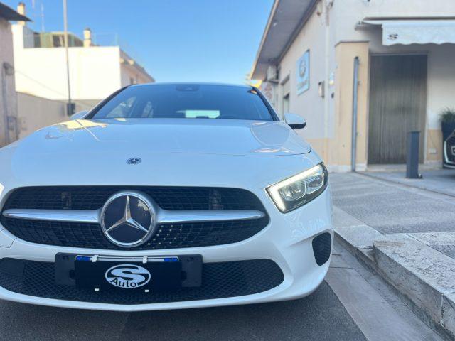 MERCEDES-BENZ A 180 d Automatic Sport