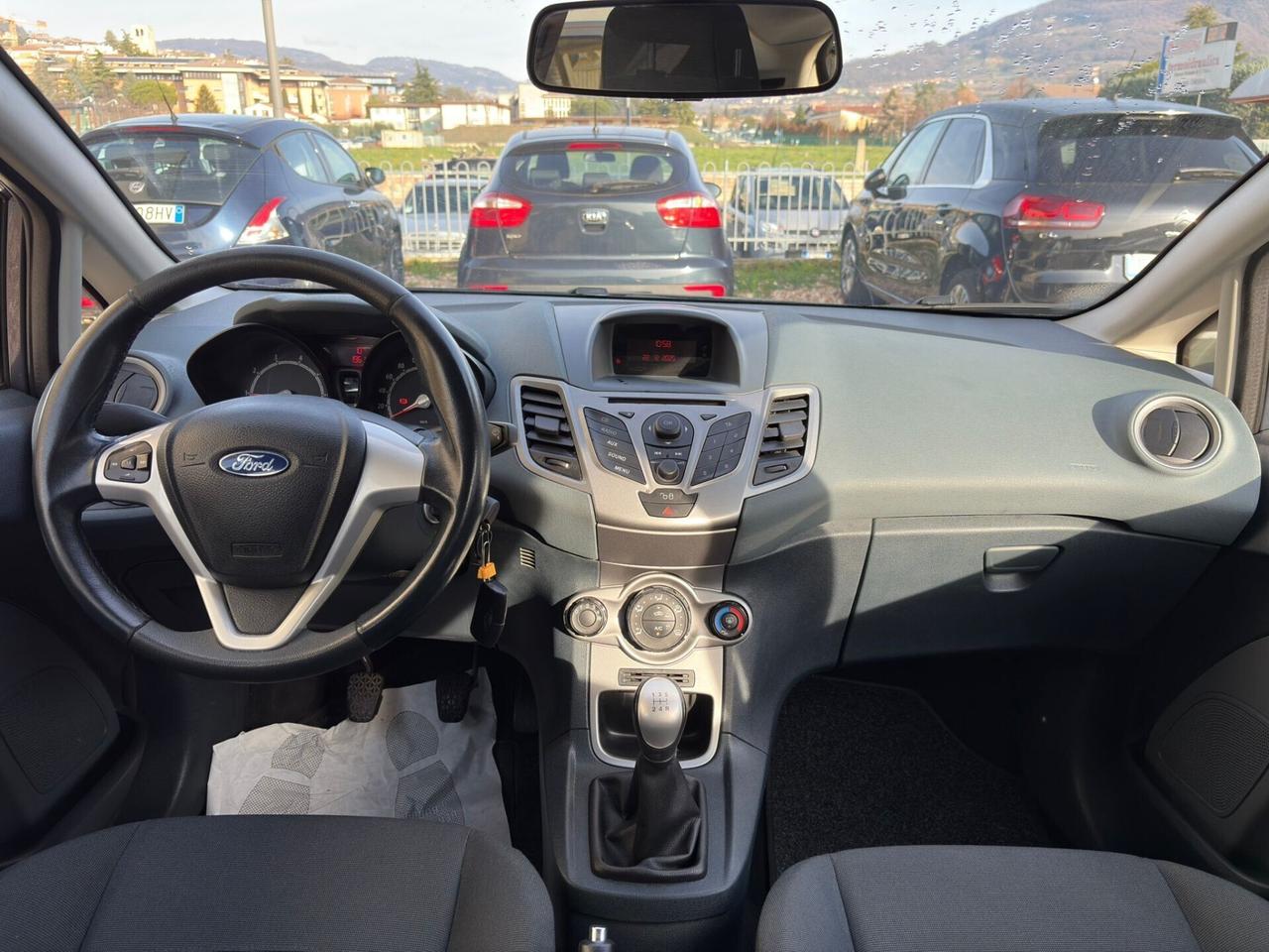 Ford Fiesta TITANIUM 1.2 5P. UNICO PROPRIETARIO