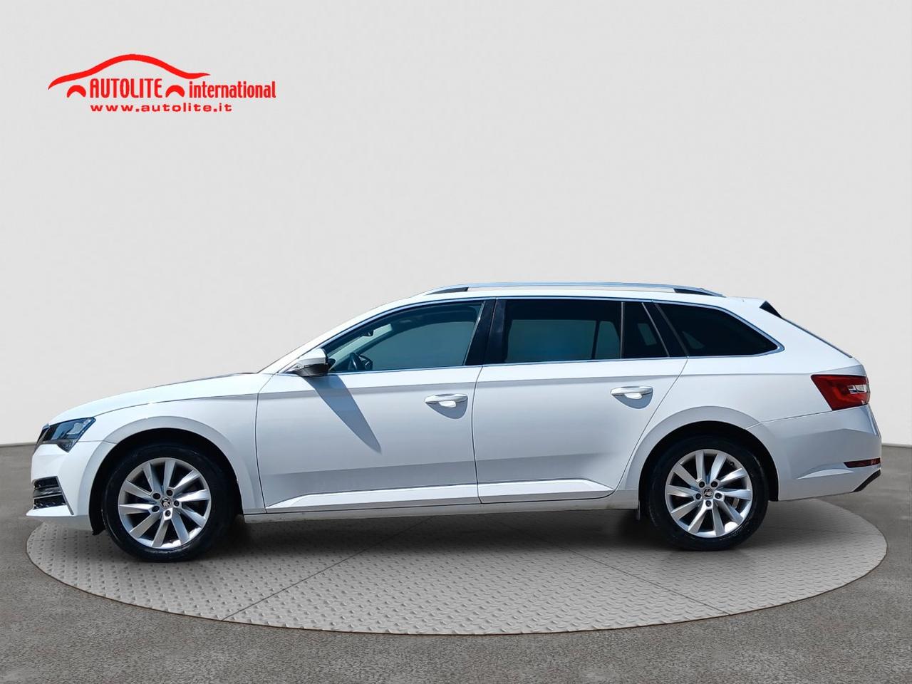 Skoda Superb iV Wagon Superb Wagon iV 1.4 tsi phev Executive dsg