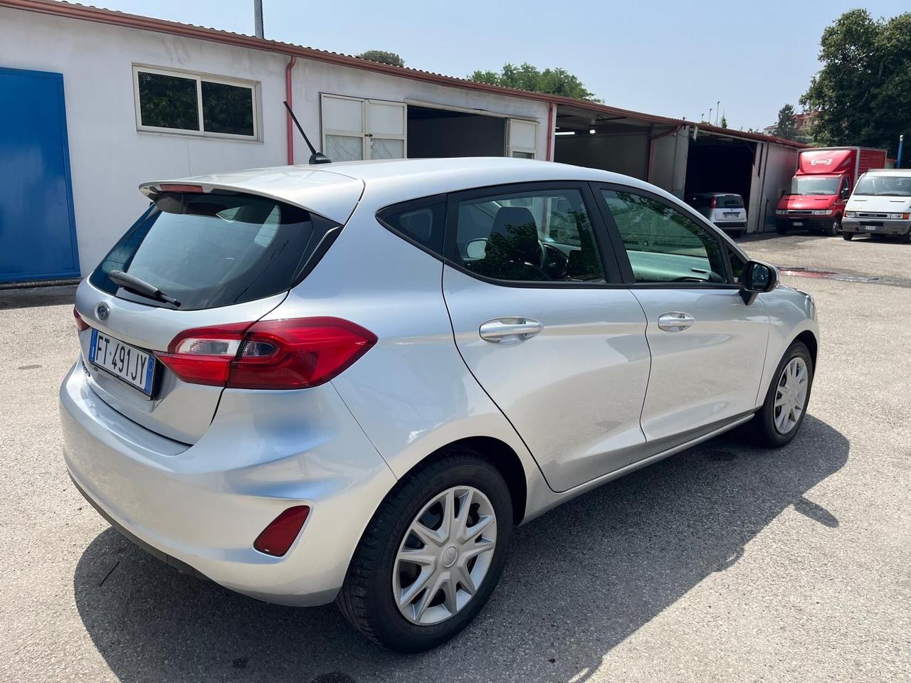 Ford fiesta 5P-1.1 benz/cv 86-km 50000-12/2018