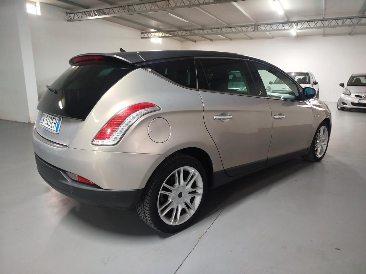 Lancia Delta 1.6 MJT DPF Platino