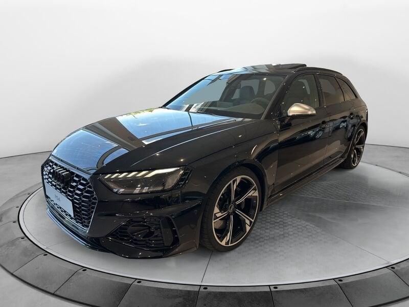 Audi RS4 Avant 450CV tiptronic