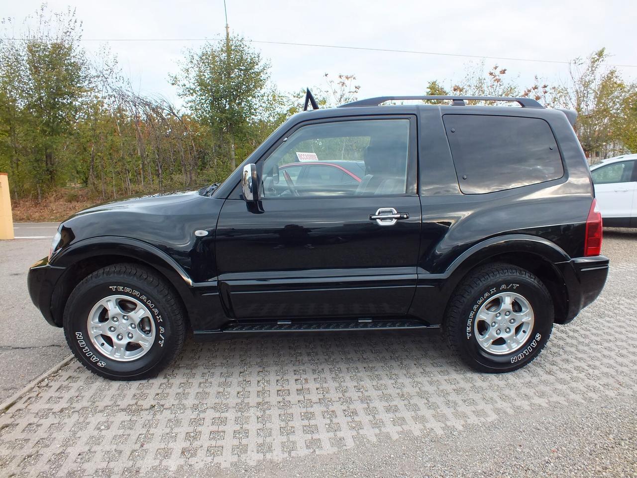 MITSUBISHI PAJERO 3.2 16V DI-D CORTO GLX