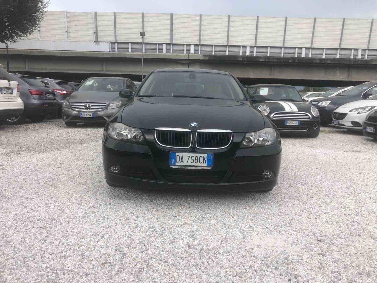 BMW 318 I TOURING - SOLO 75 000 KM