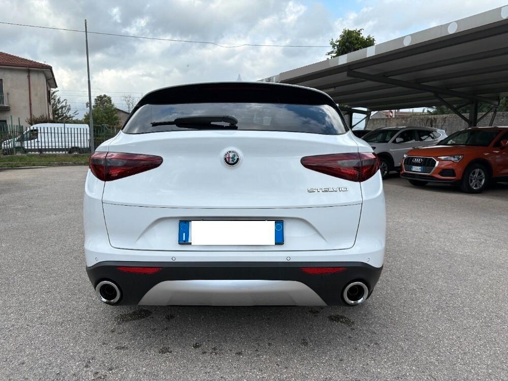 Alfa Romeo Stelvio 2,0 TD 190cv 140kw AT8 Business