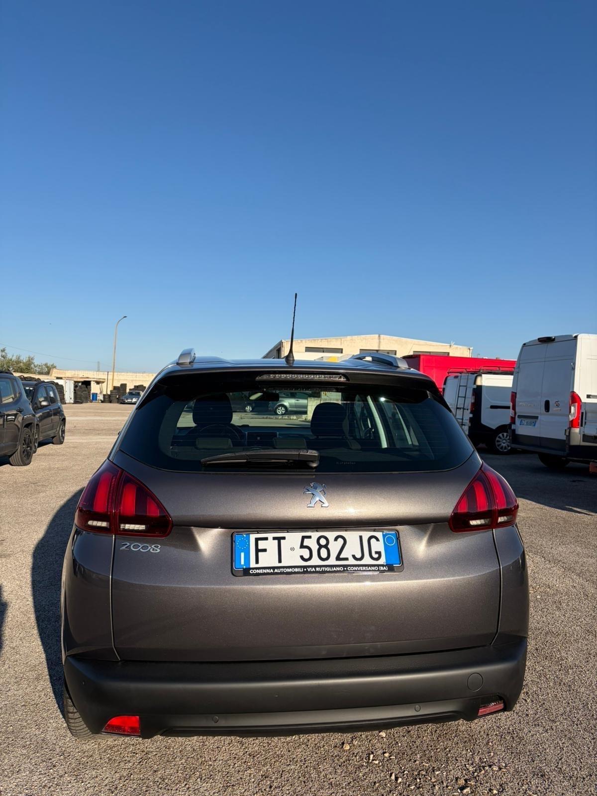 Peugeot 2008 PureTech 82 Allure