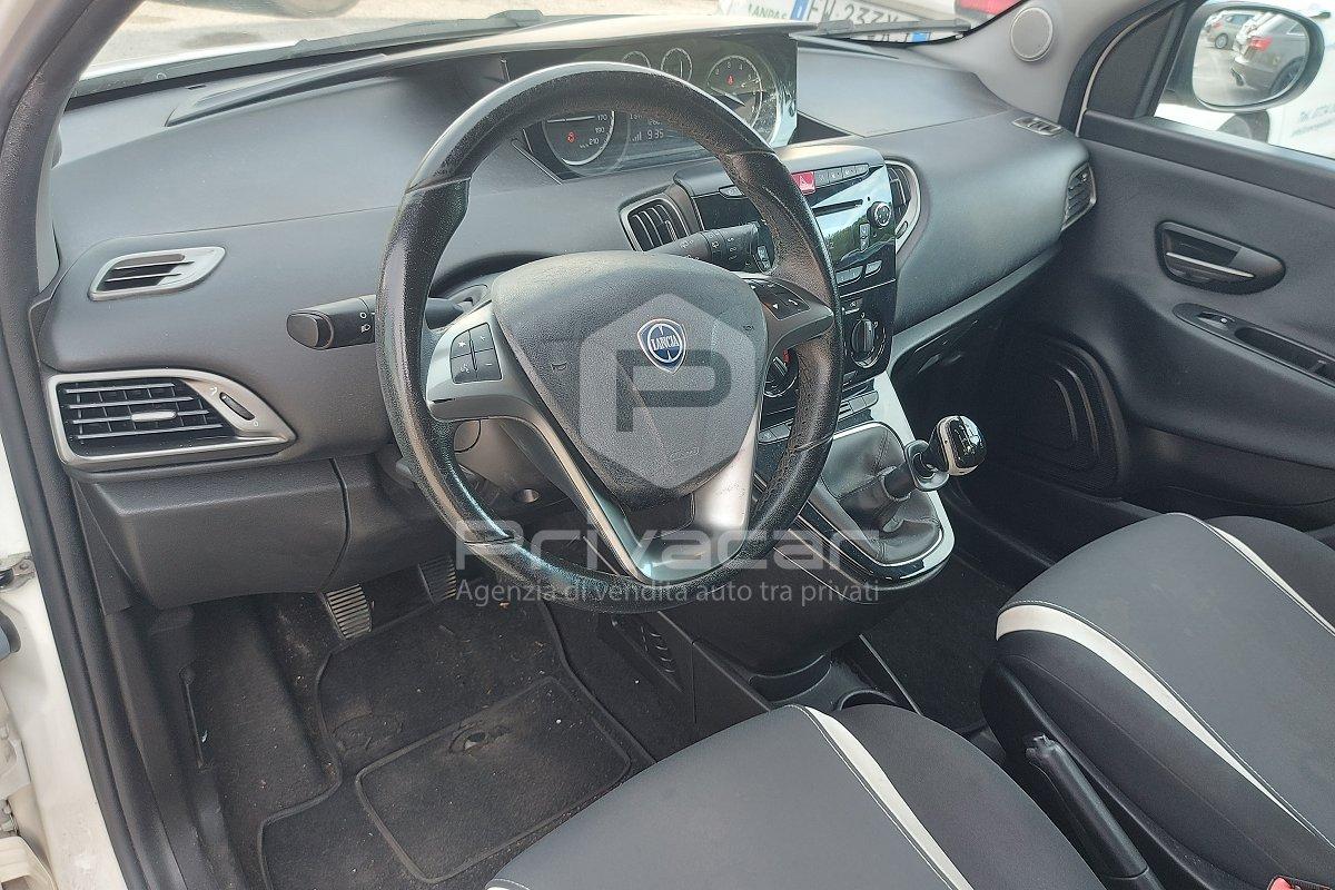 LANCIA Ypsilon 0.9 TwinAir 85 CV 5 porte Metano Ecochic Elefantino