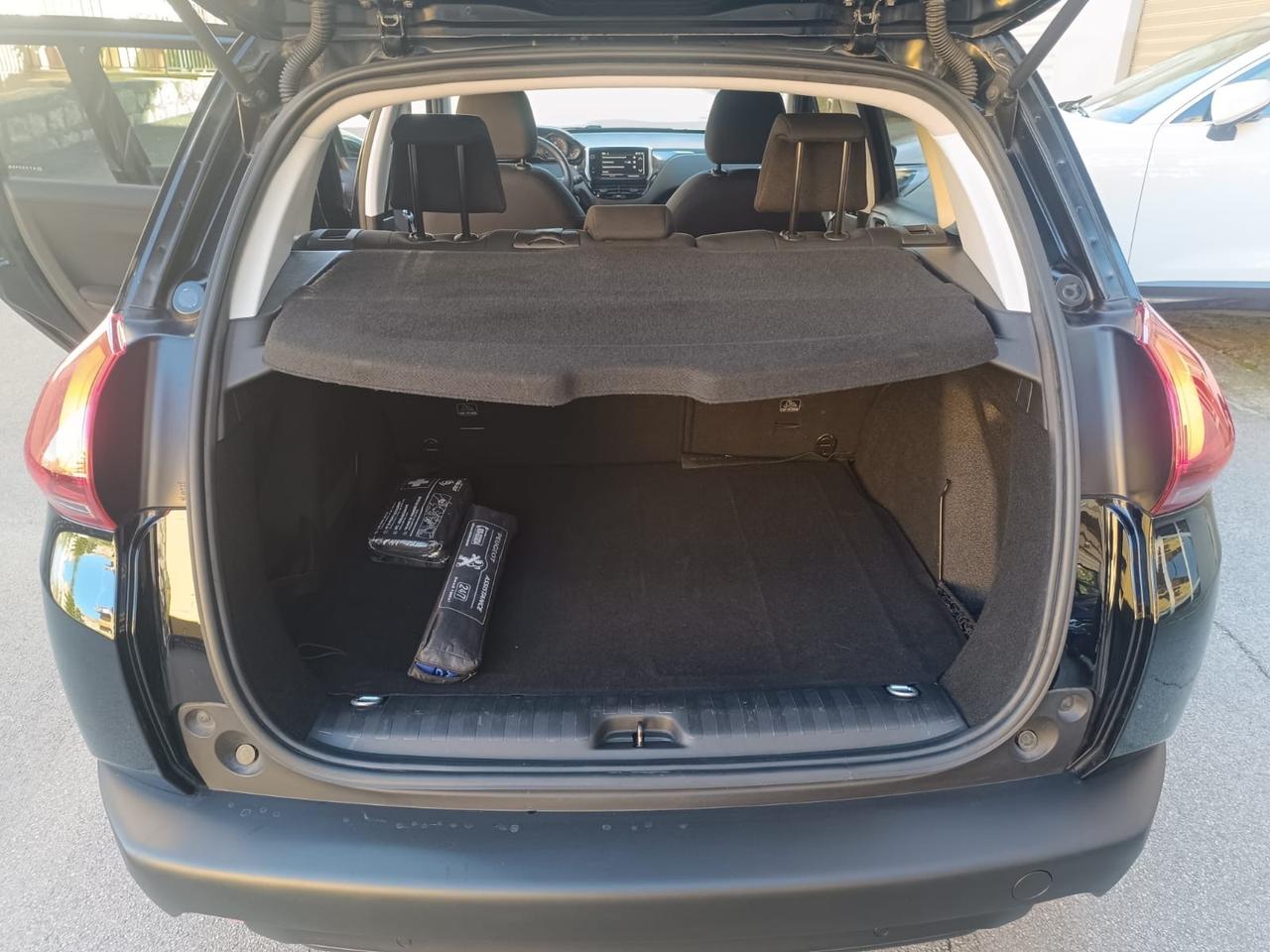 Peugeot 2008 BlueHDi 100 S&S Style