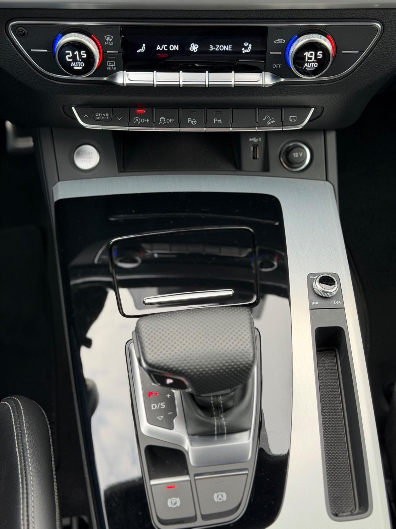 Audi Q5 Sportback 40 2.0 Tdi 204CV SLINE quattro