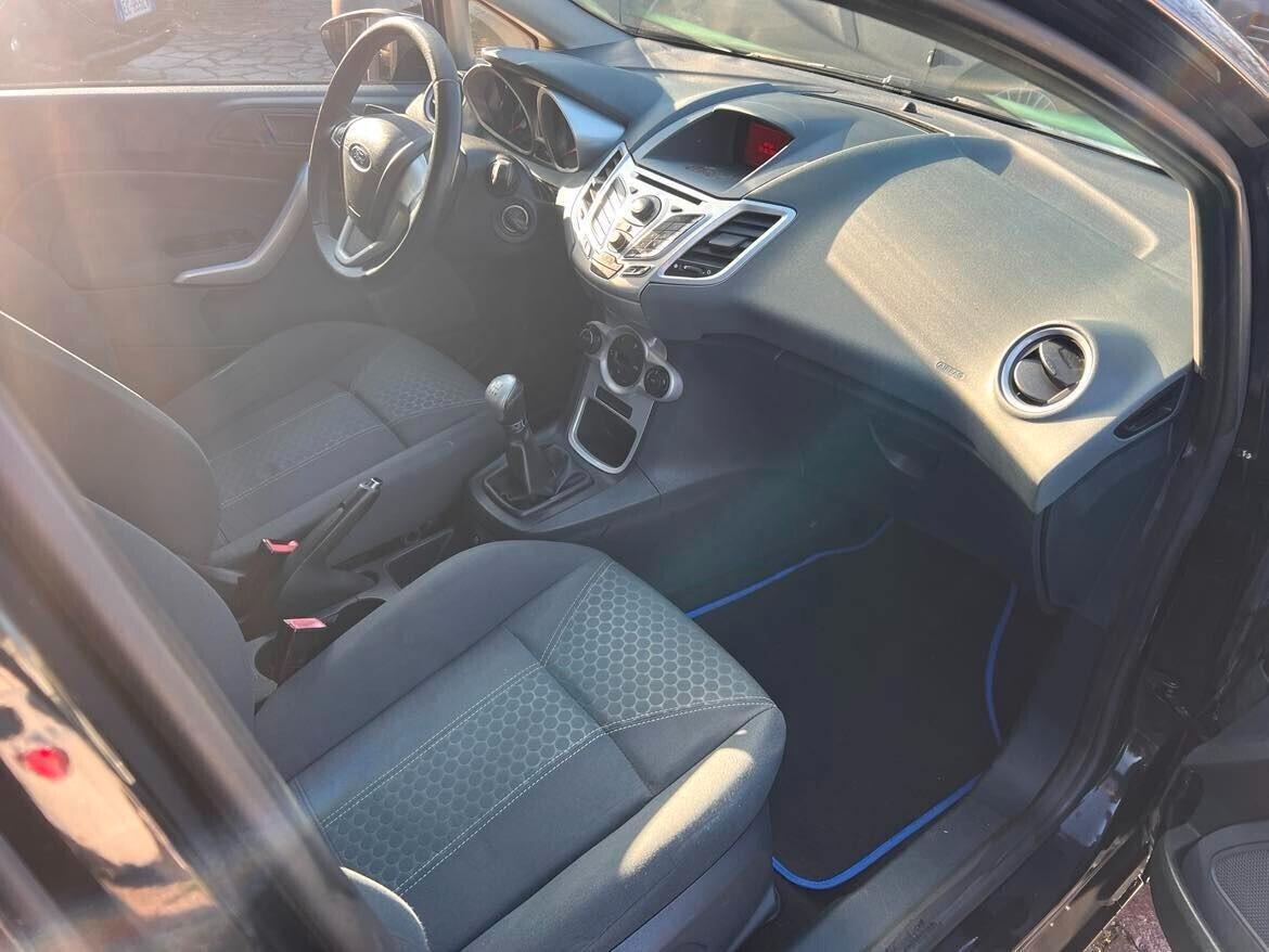Ford Fiesta 1.4 5 porte Bz.- GPL Titanium