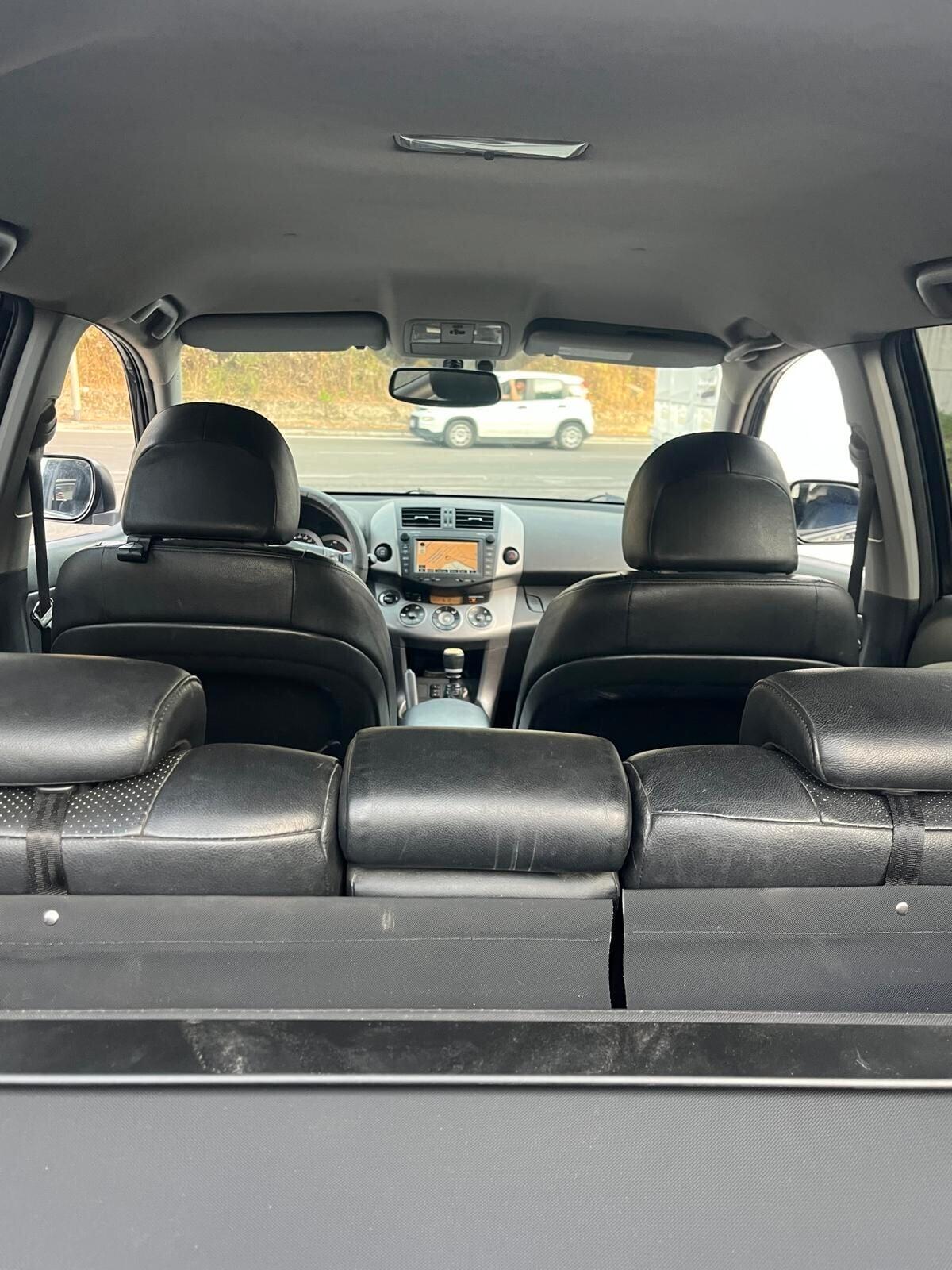 Toyota RAV 4 RAV4 2.2 D-4D 177 CV Luxury