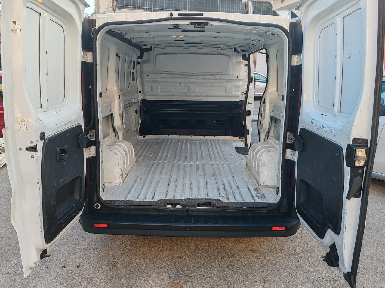 Renault Trafic 3 Posti 2.0 Dci 110 CV