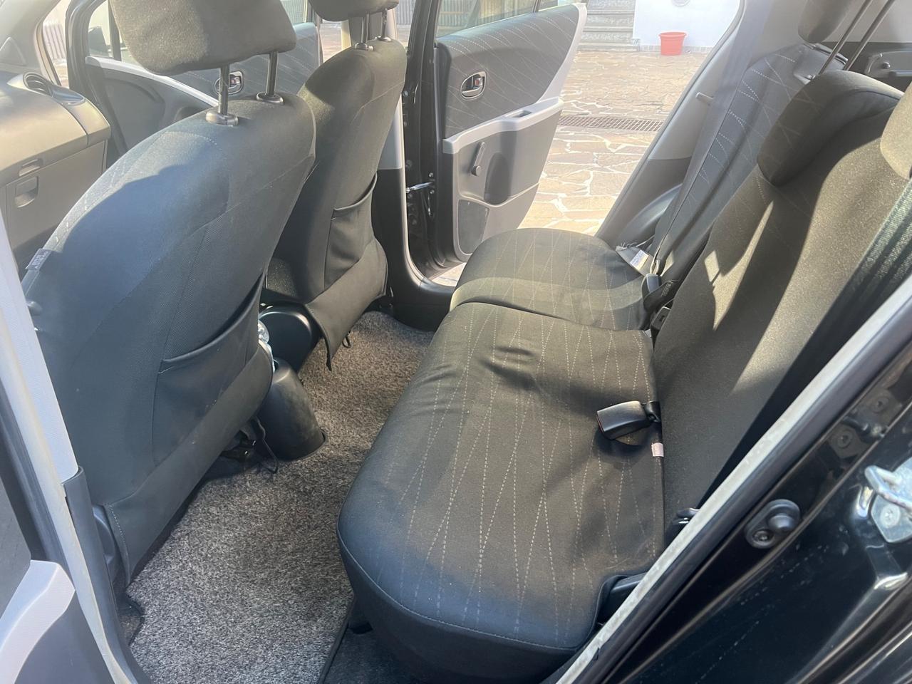 Toyota Yaris 1.0 5 porte Sol