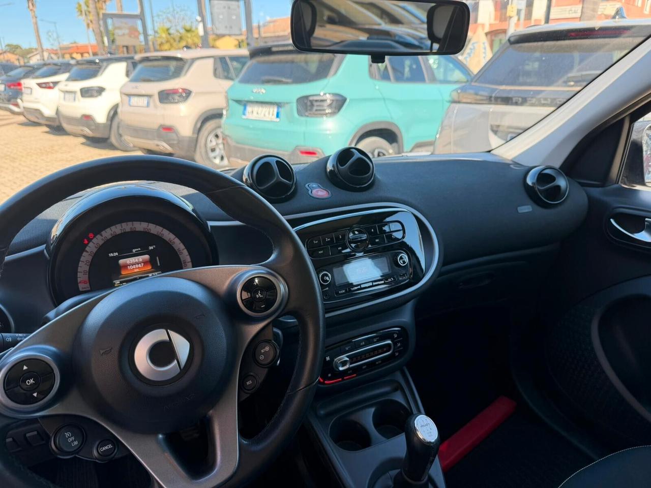 Smart ForFour 60 1.0 Black Passion
