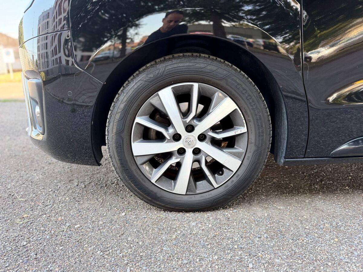 TOYOTA Proace II Verso 2.0d 180cv S&S L2 Luxury 5p 8p.ti auto E6d