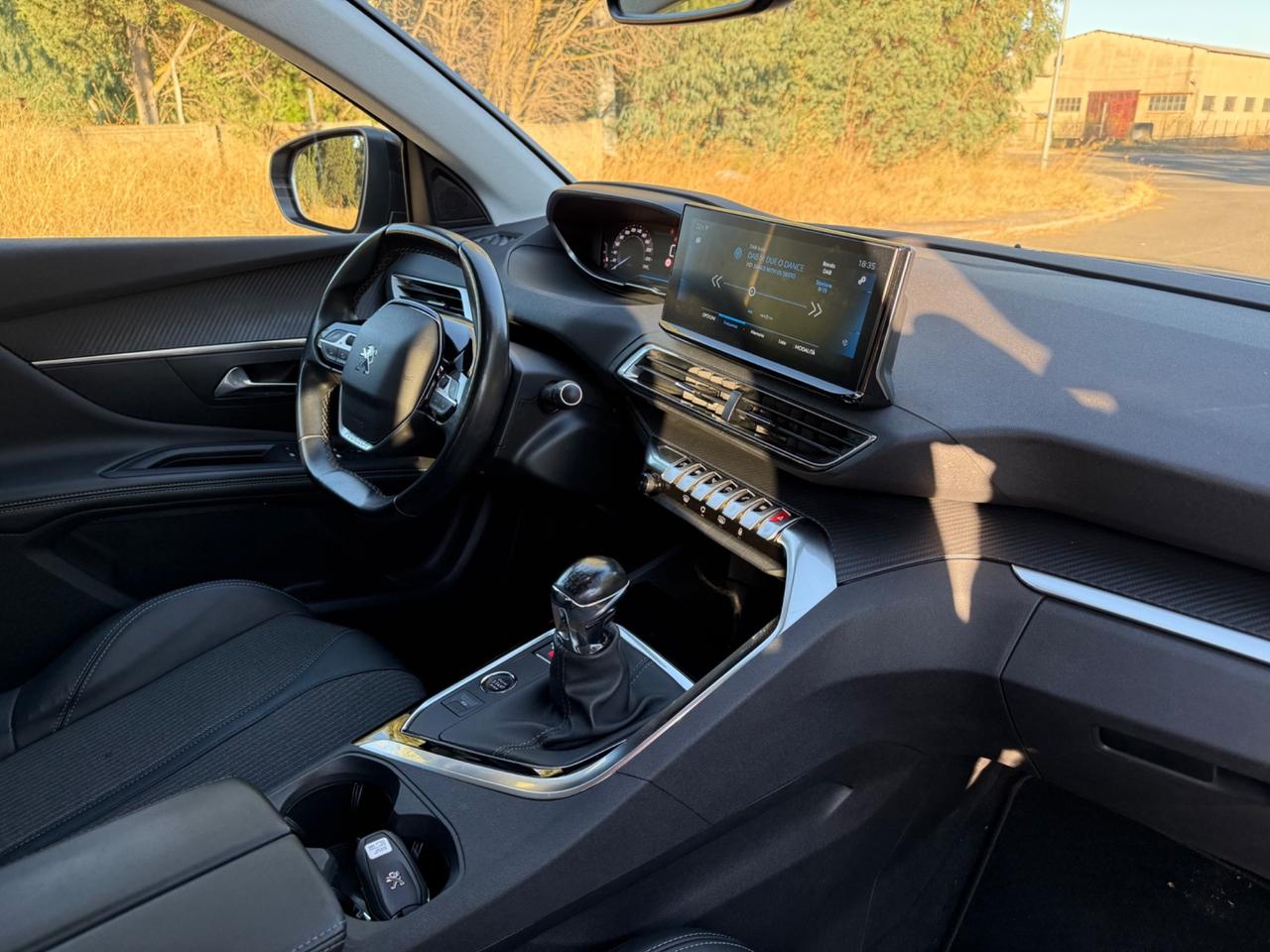 Peugeot 3008 BlueHDi 130 S&S Allure
