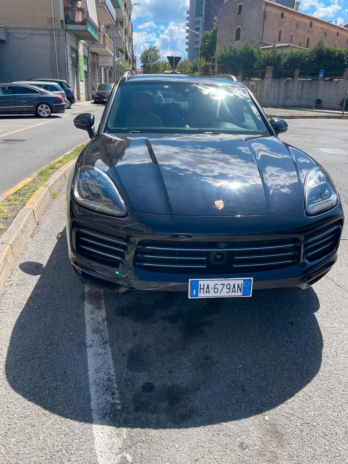 Porsche Cayenne 3.0 V6 Tetto-Burmester-2018-298.000Km