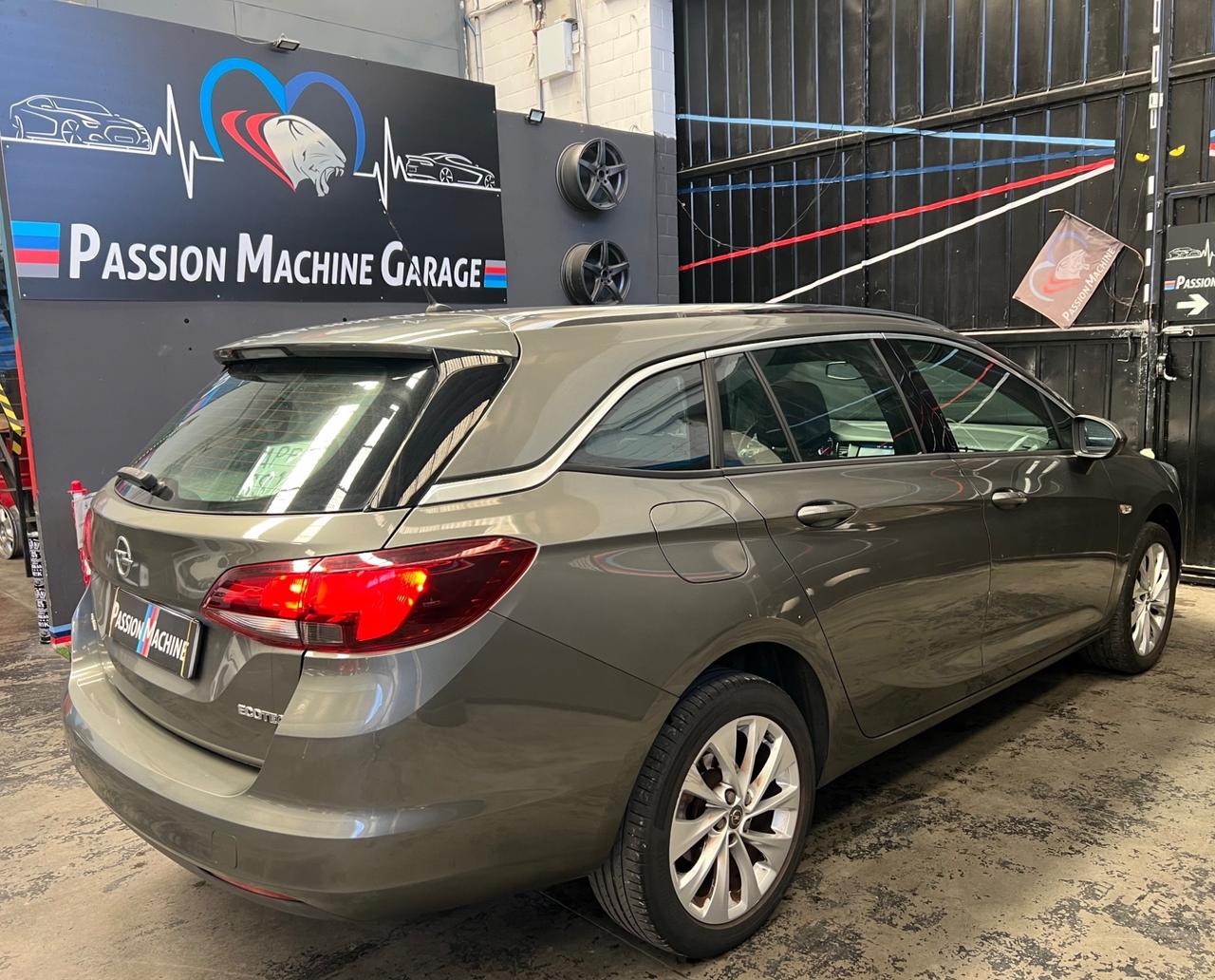 Opel Astra 1.4 Turbo 110CV EcoM Sports Tourer Dynamic