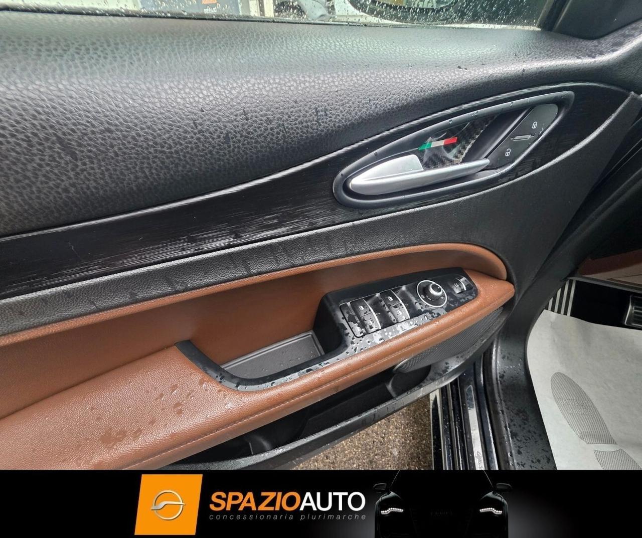 Alfa Romeo Stelvio 2.2 Turbodiesel 180 CV AT8 Q4 *VELOCE* IPER FULL