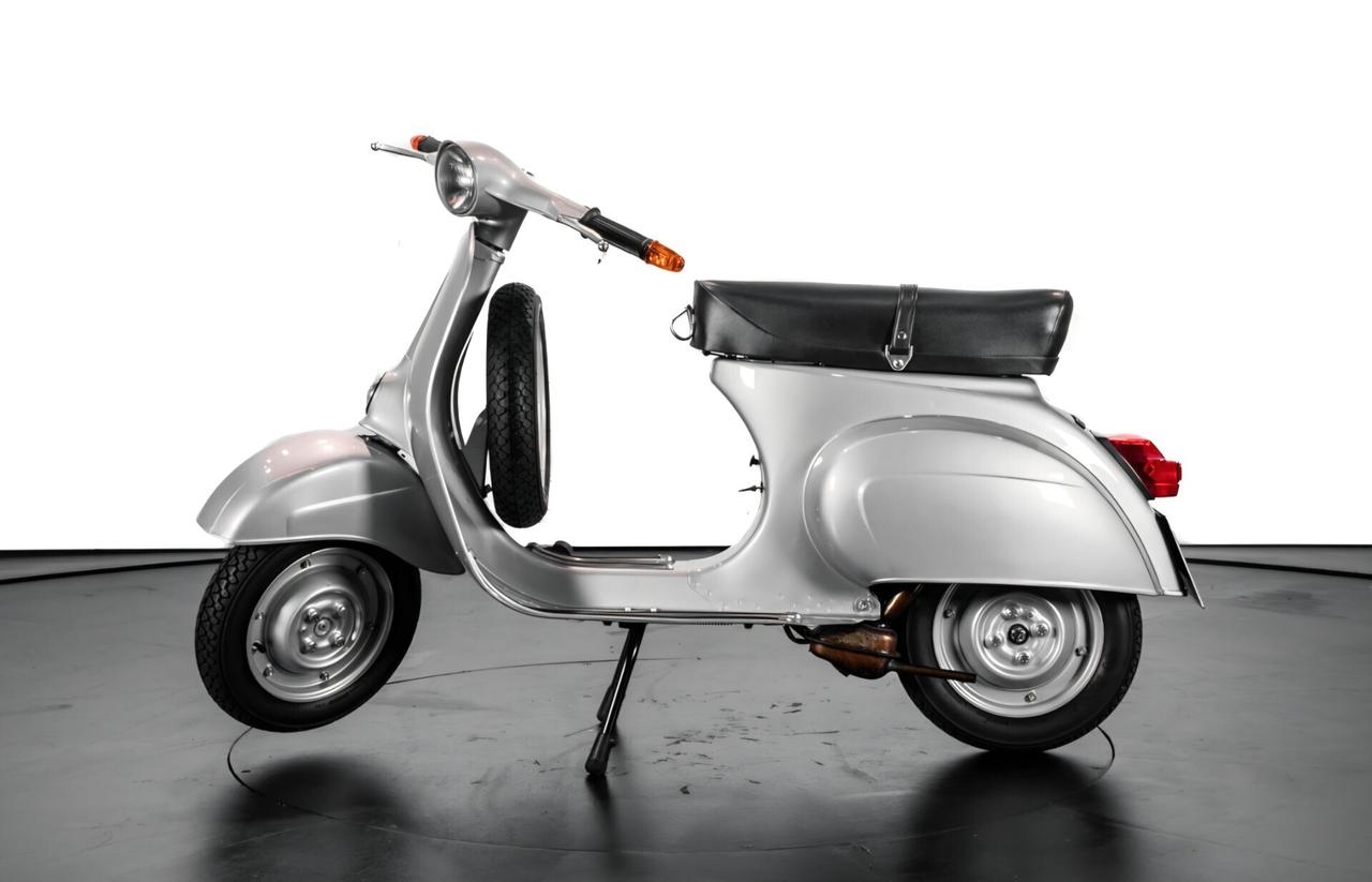 Piaggio Vespa 50 S NUOVA. NUOVA NUOVA - NUOVA- NUOVA