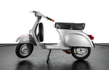 Piaggio Vespa 50 S NUOVA. NUOVA NUOVA - NUOVA- NUOVA