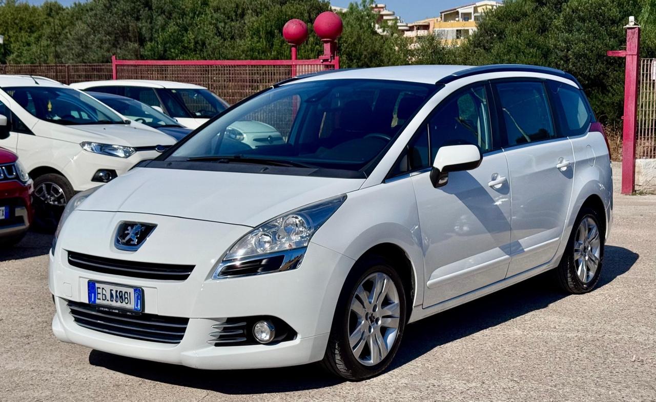 Peugeot 5008 1.6 HDi 115CV Allure