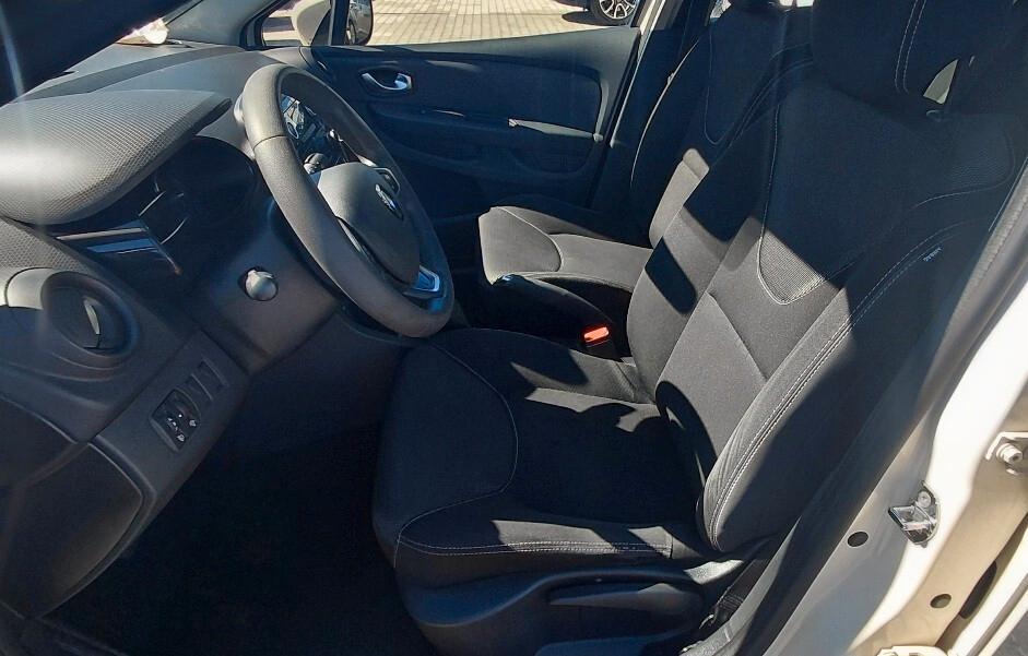 Renault Clio 1.2 75CV 5 porte Zen