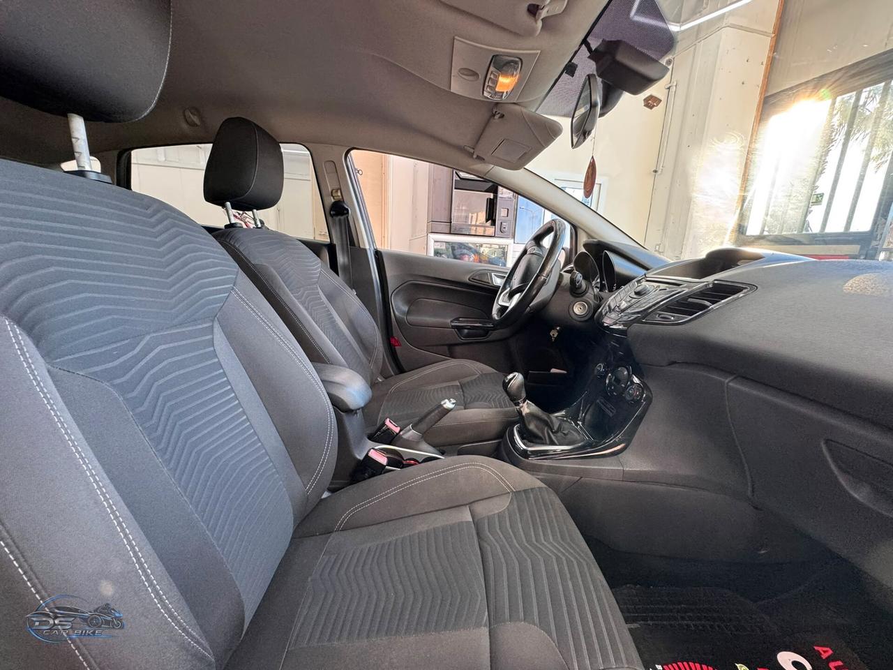 Ford Fiesta 1.0 80CV 5 porte Titanium