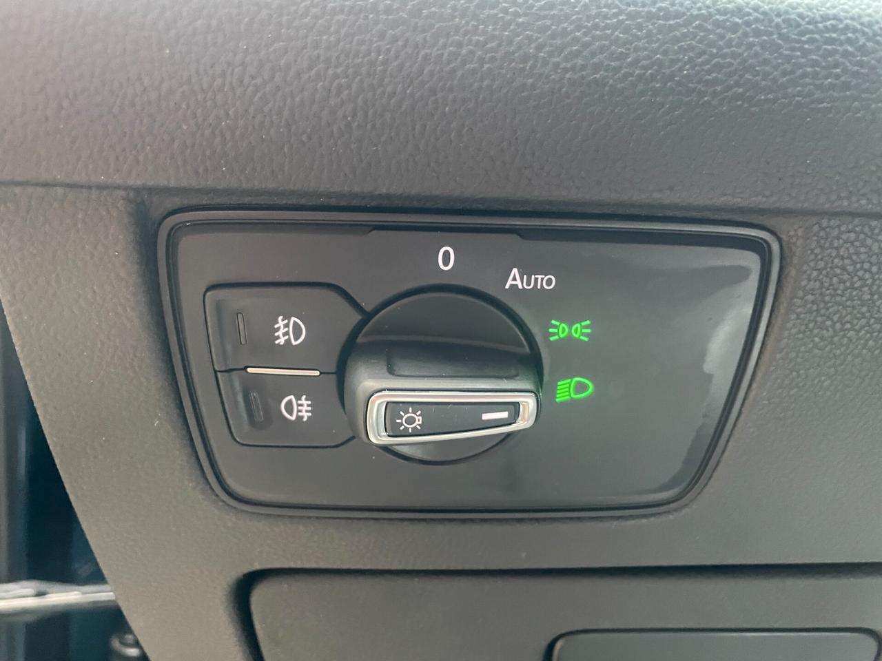 Volkswagen Passat Variant 2.0 TDI SCR 190 CV DSG Executive BMT