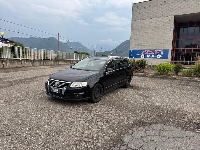 Volkswagen Passat 2.0 TDI DPF Var. Highline