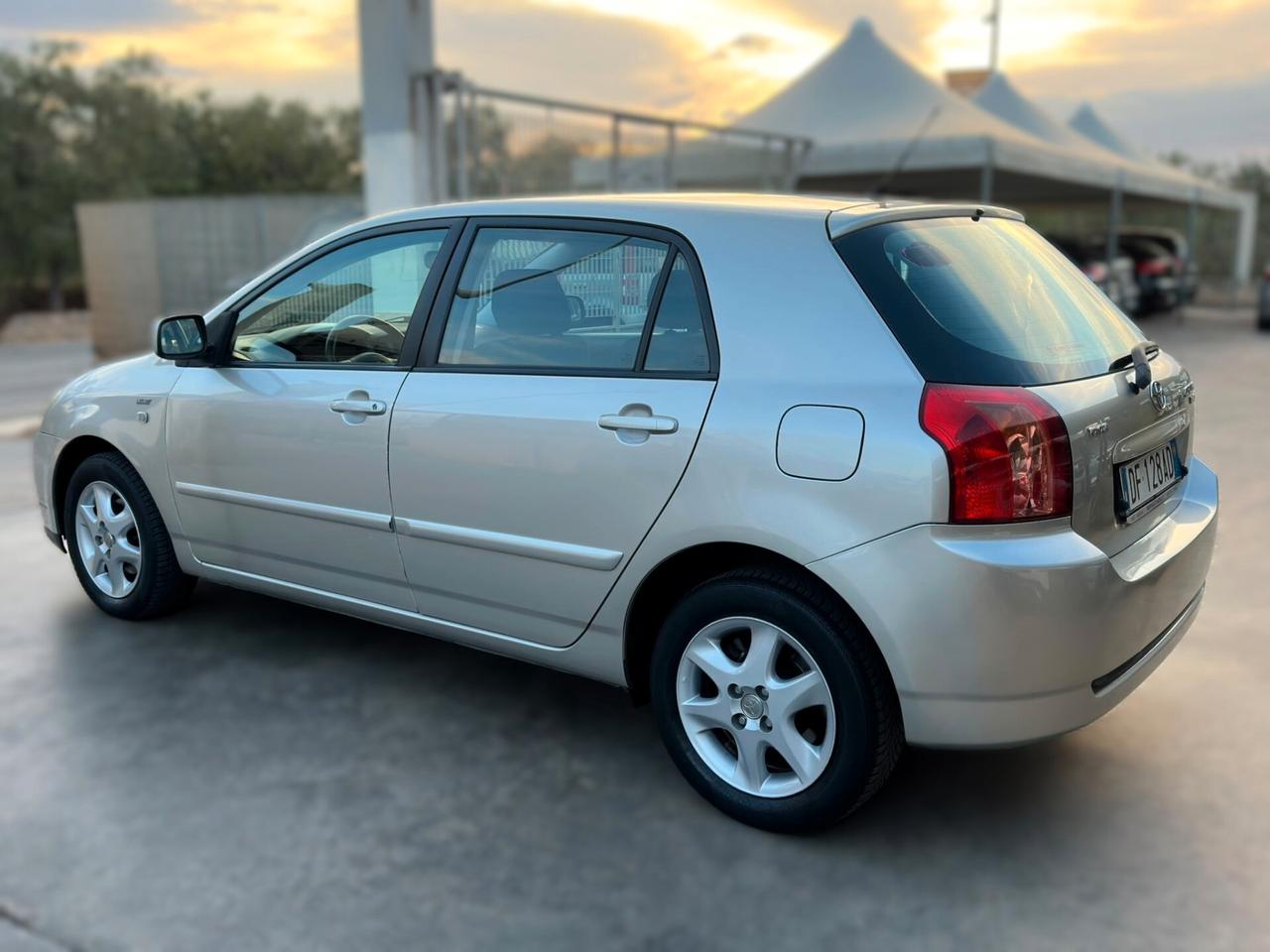 Toyota Corolla 1.4 D-4D M-MT 5 porte ESP