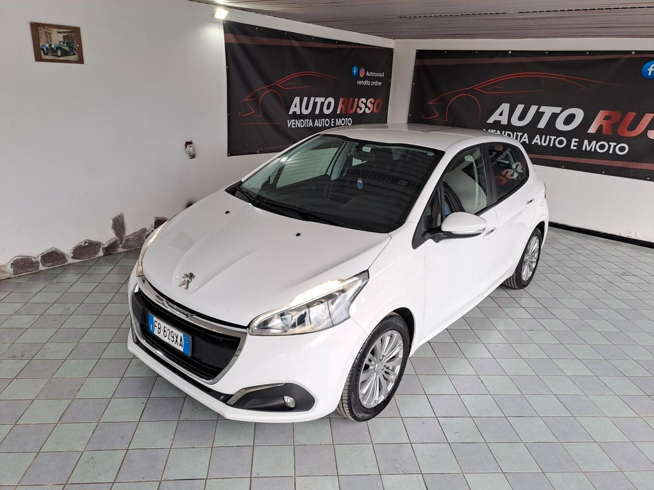 Peugeot 208 BlueHDi 75 Allure Restayling