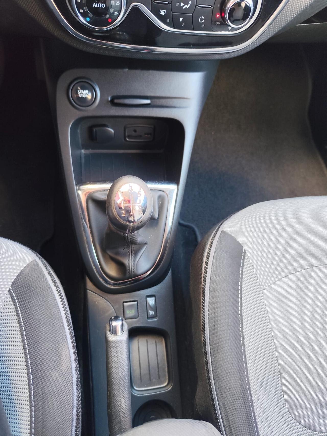 Renault Captur 1.5 dCi 8V 90 CV *GANCIO DI TRAINO*