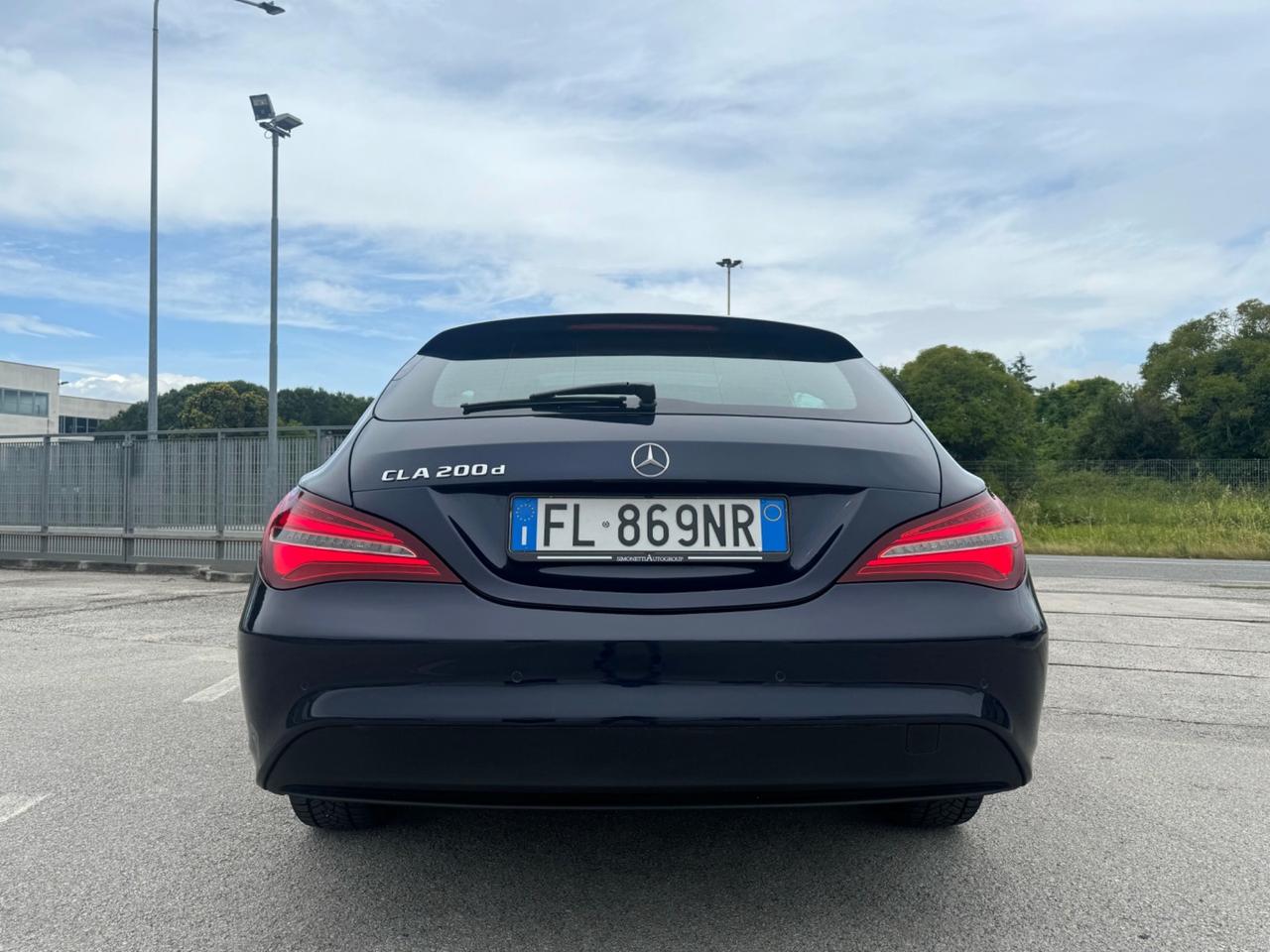 MERCEDES CLA 200d S.B. Sport - Tetto Led Navi